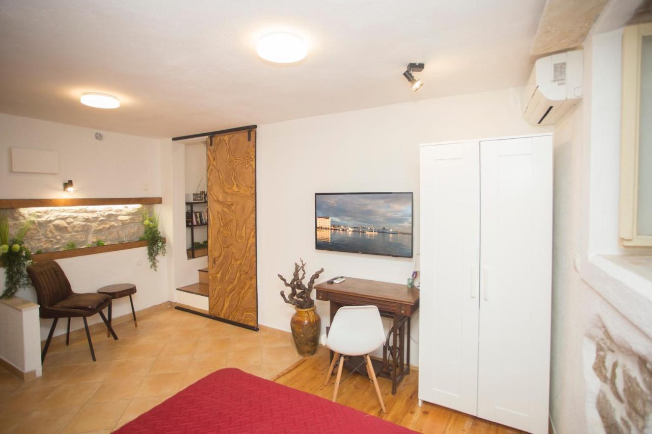 Apartment Natalia Old Town Σπλιτ Εξωτερικό φωτογραφία